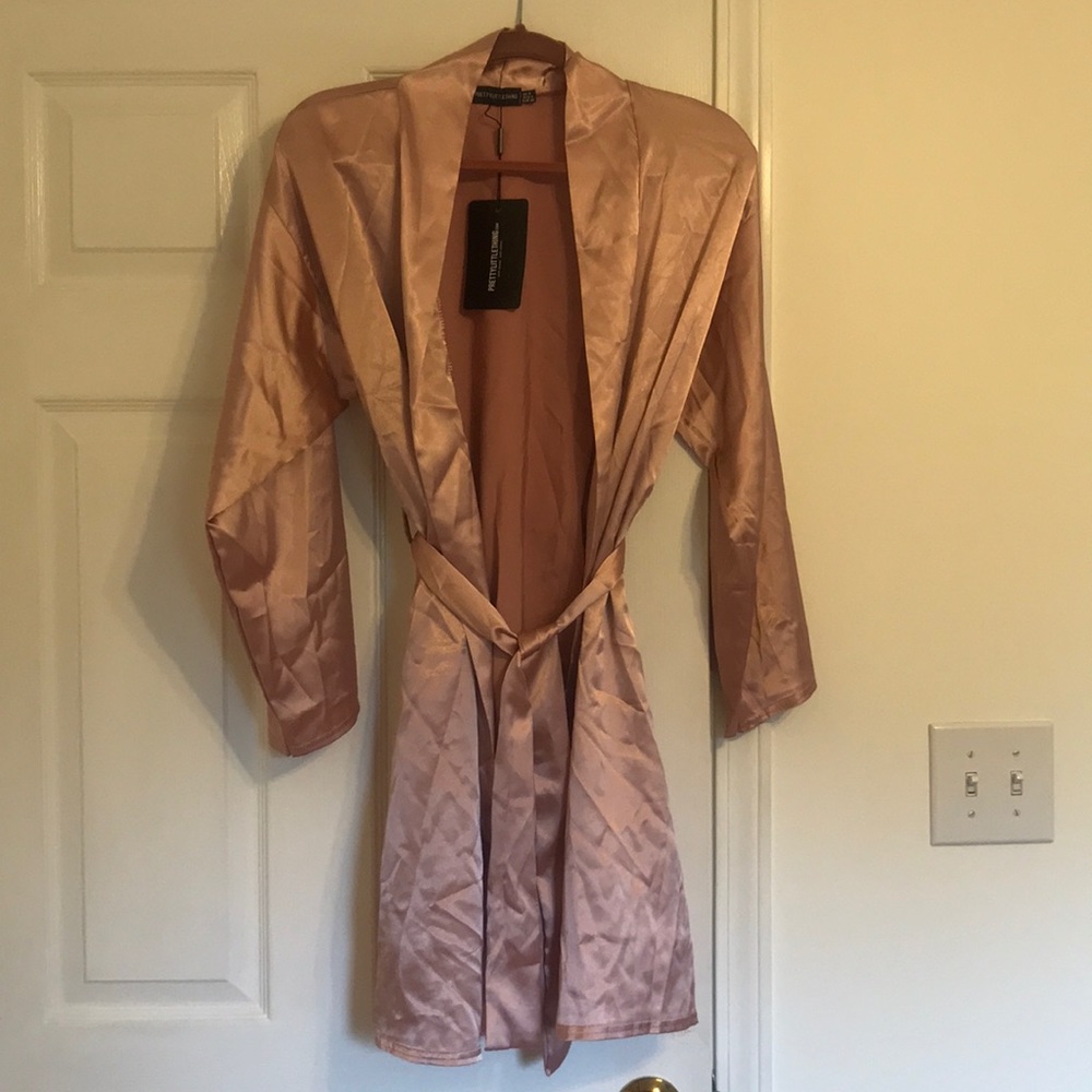 Satin Robe - Picture 3 of 3
